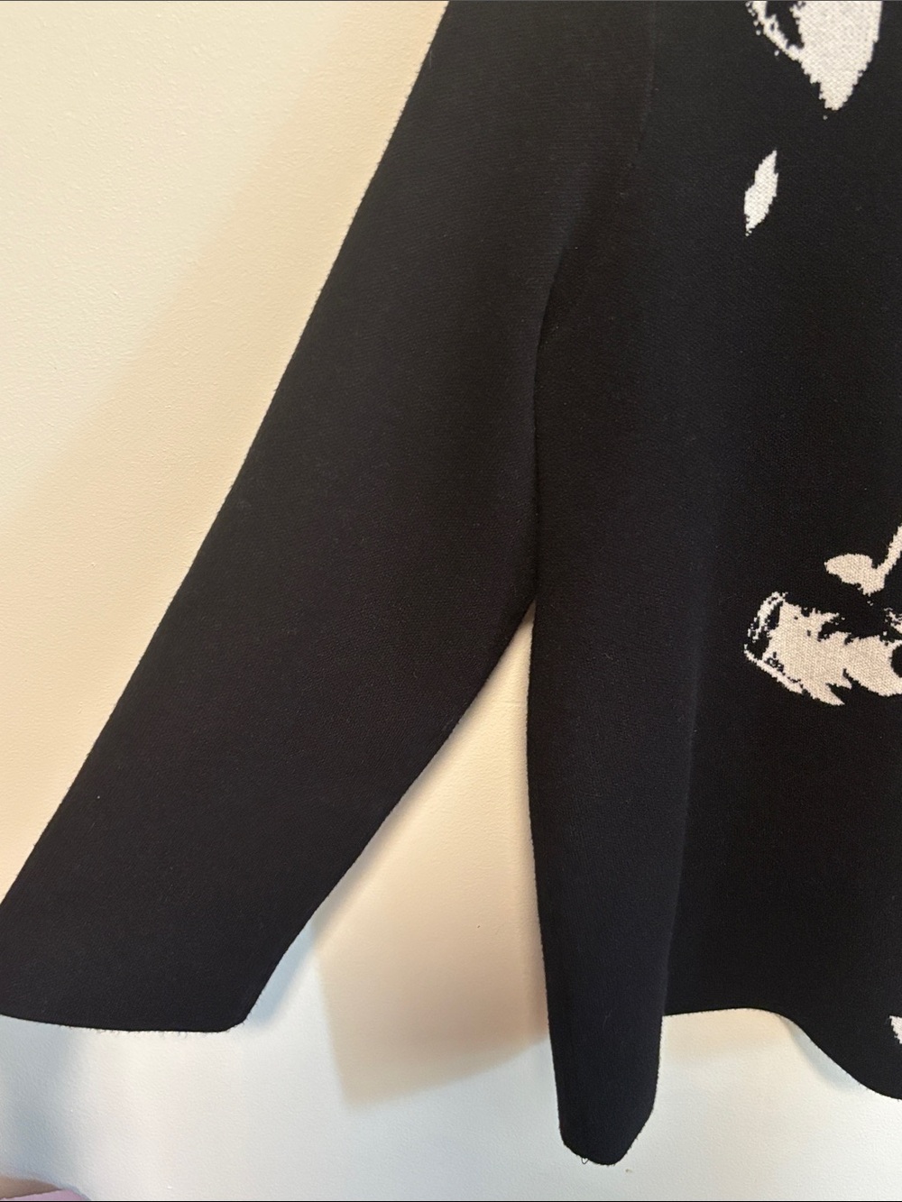 Chico's Black & White Floral Mock Neck Sweater - Picture 5 of 7